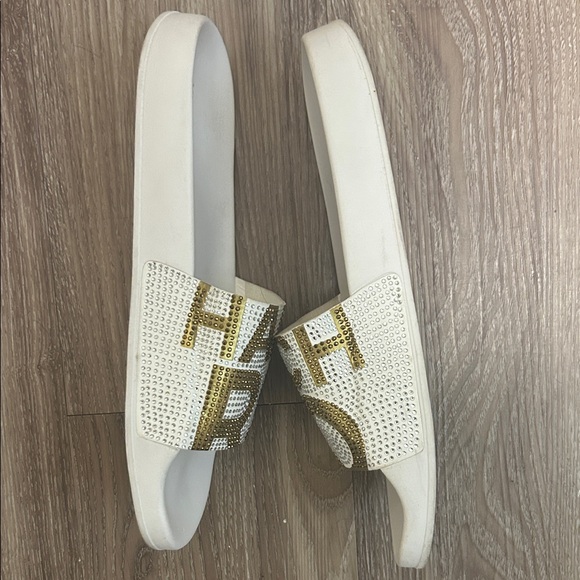 Michael Kors Kids Gold and White Sandals - Picture 3 of 7